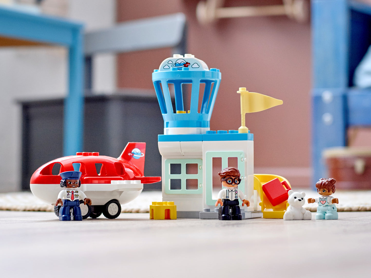Airplane & Airport