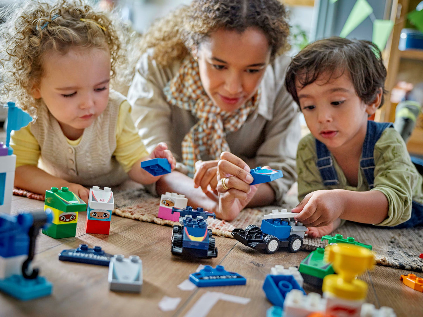 F1 Team Racing Cars & Drivers