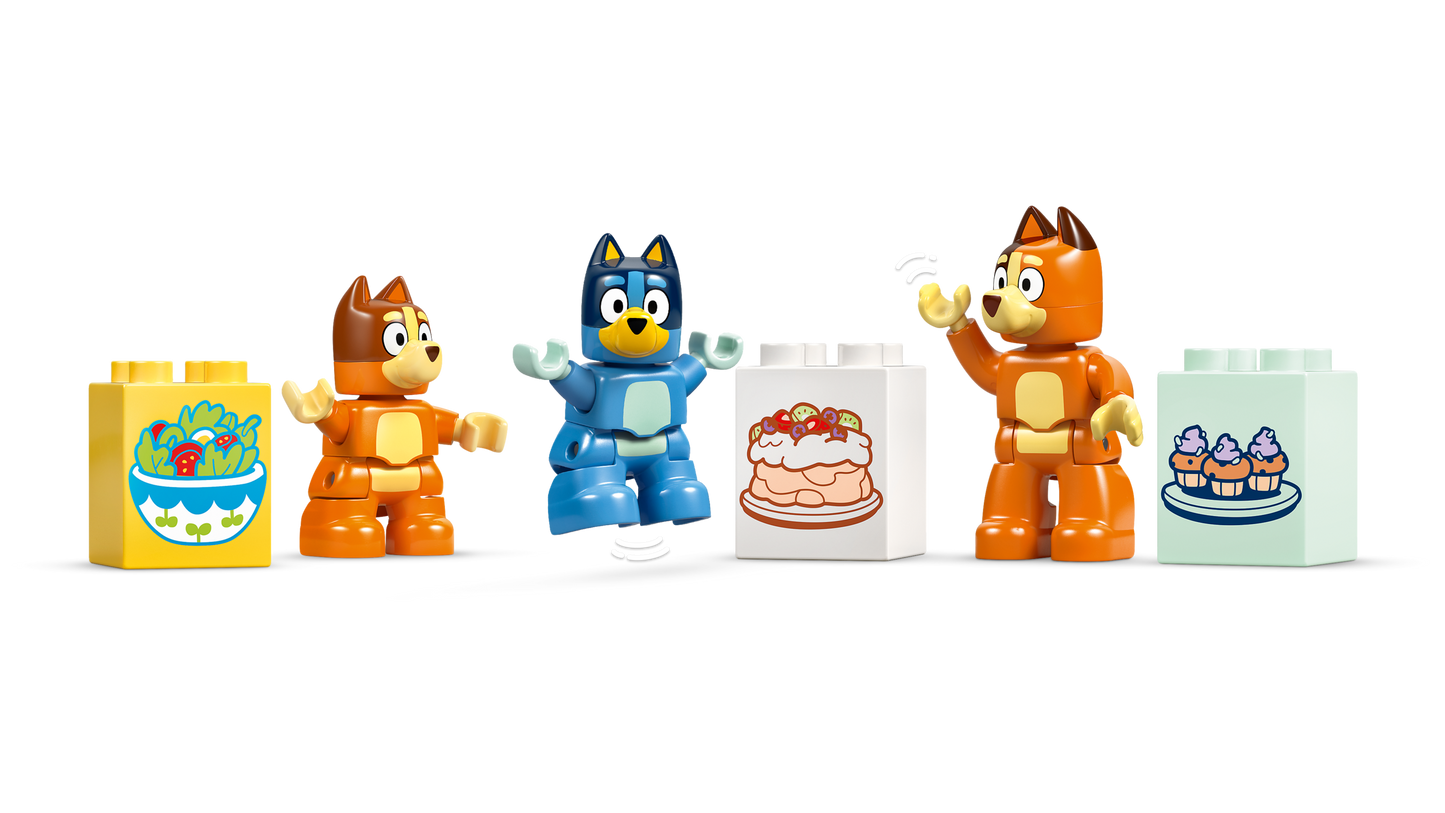 Bluey's Family House with Memory Game