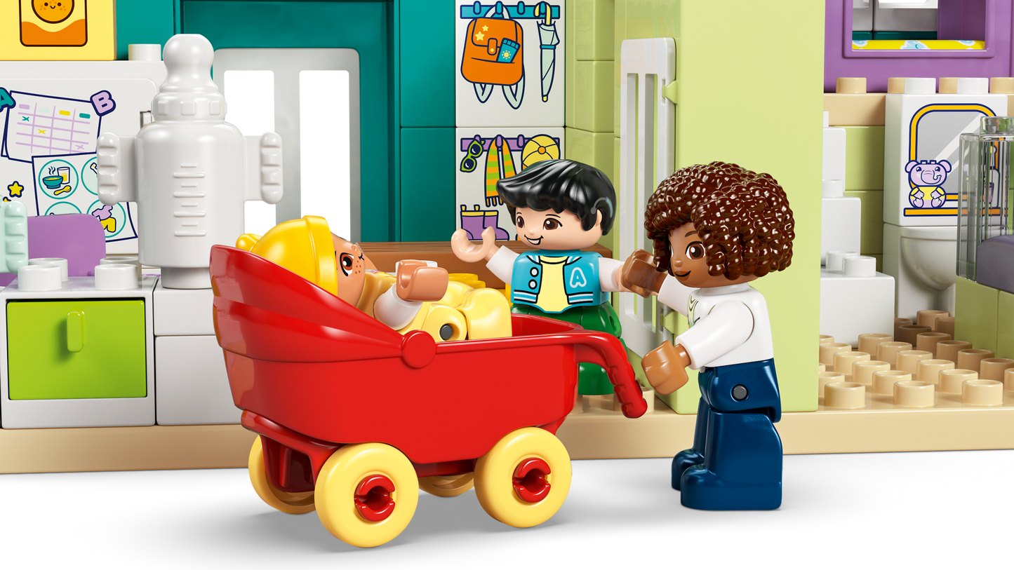 3 in 1 Modern Family House with Figures