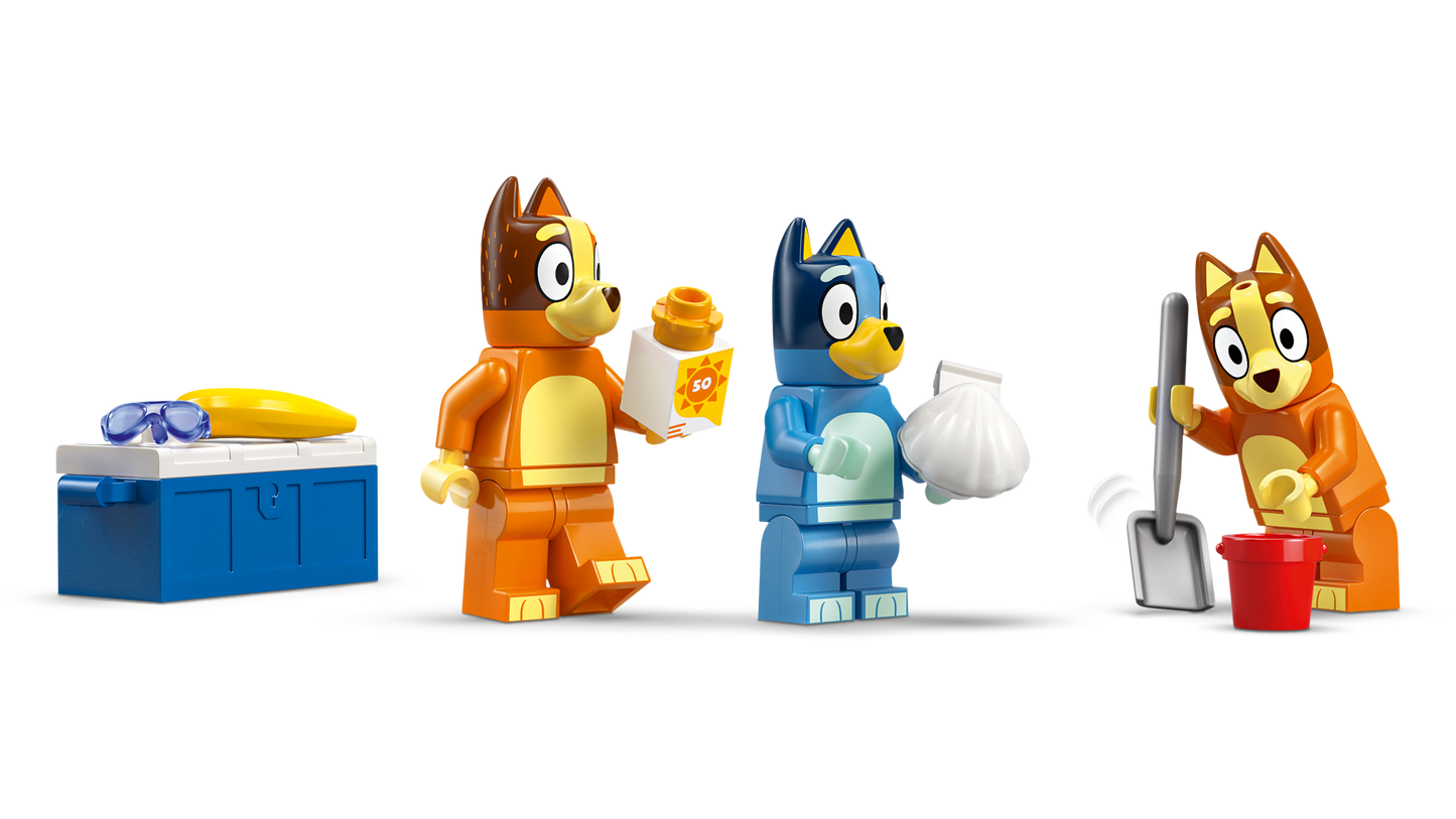 Bluey's Beach & Family Car Trip