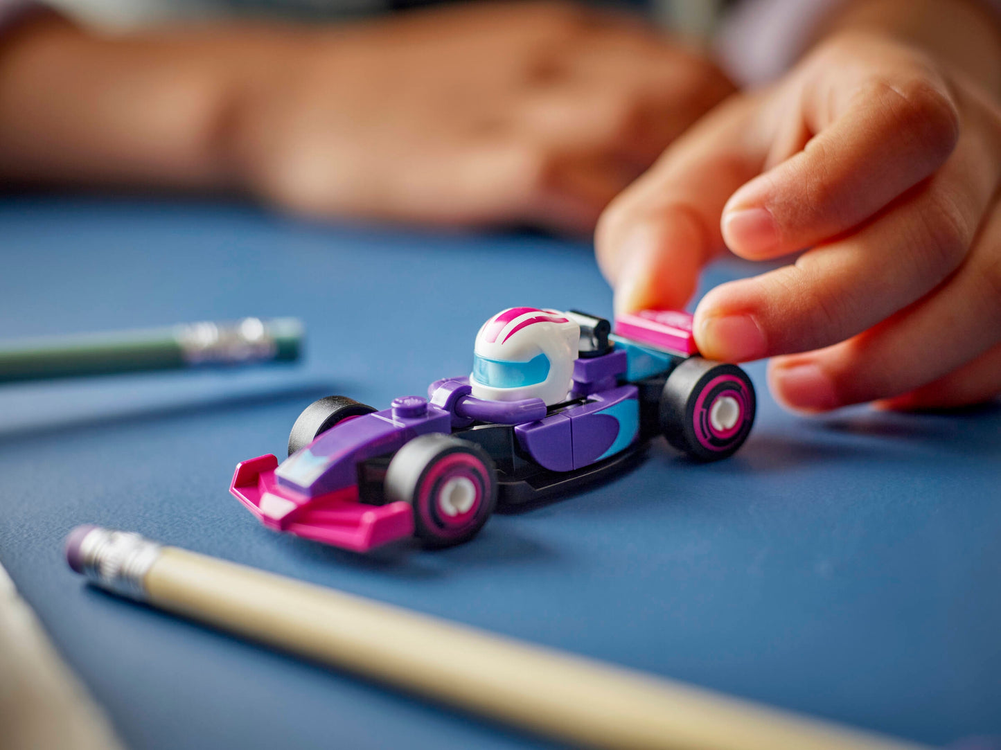 F1® Collectible Race Cars - Complete