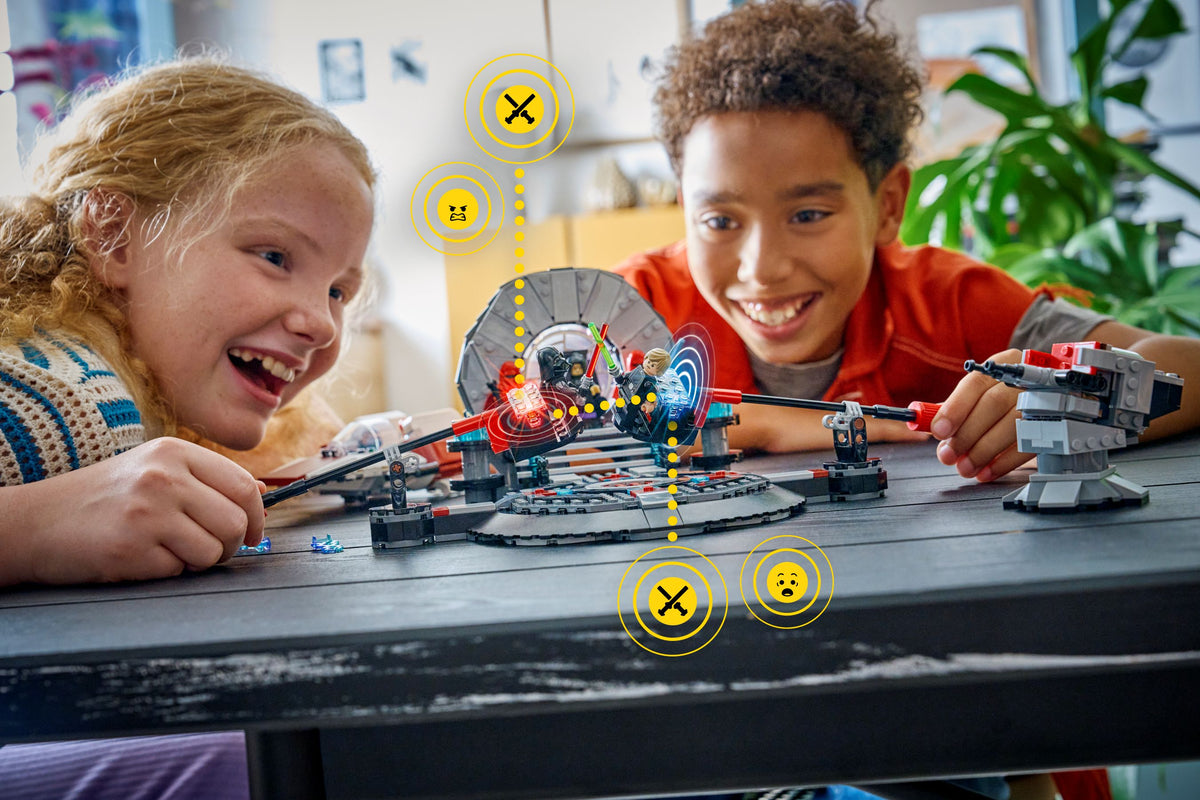 SMART Play™: Throne Room Duel & A-Wing™
