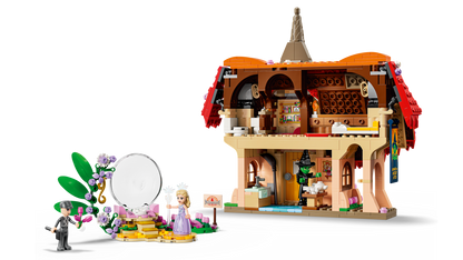 Glinda & Elphaba Visit Munchkinland