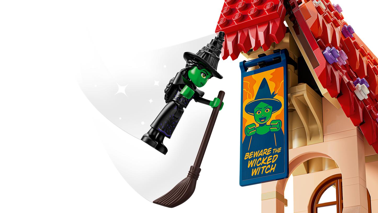 Glinda & Elphaba Visit Munchkinland