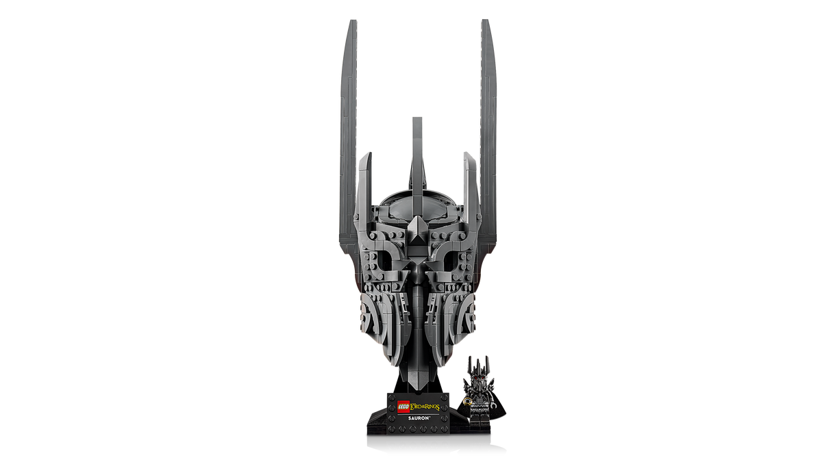 The Lord of the Rings: Sauron's Helmet