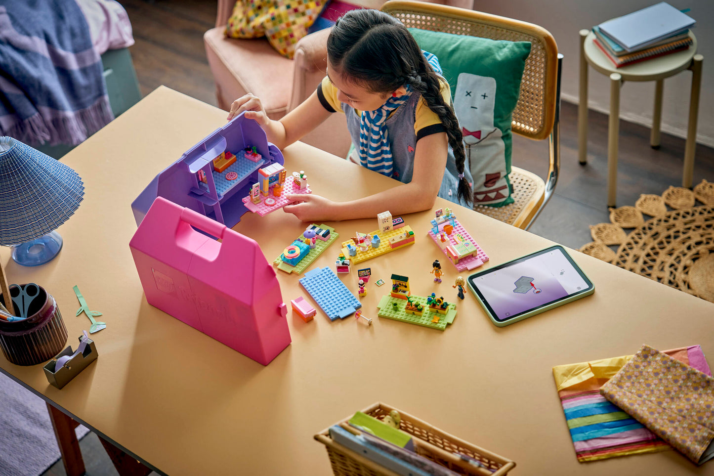 Creative Dollhouse Suitcase