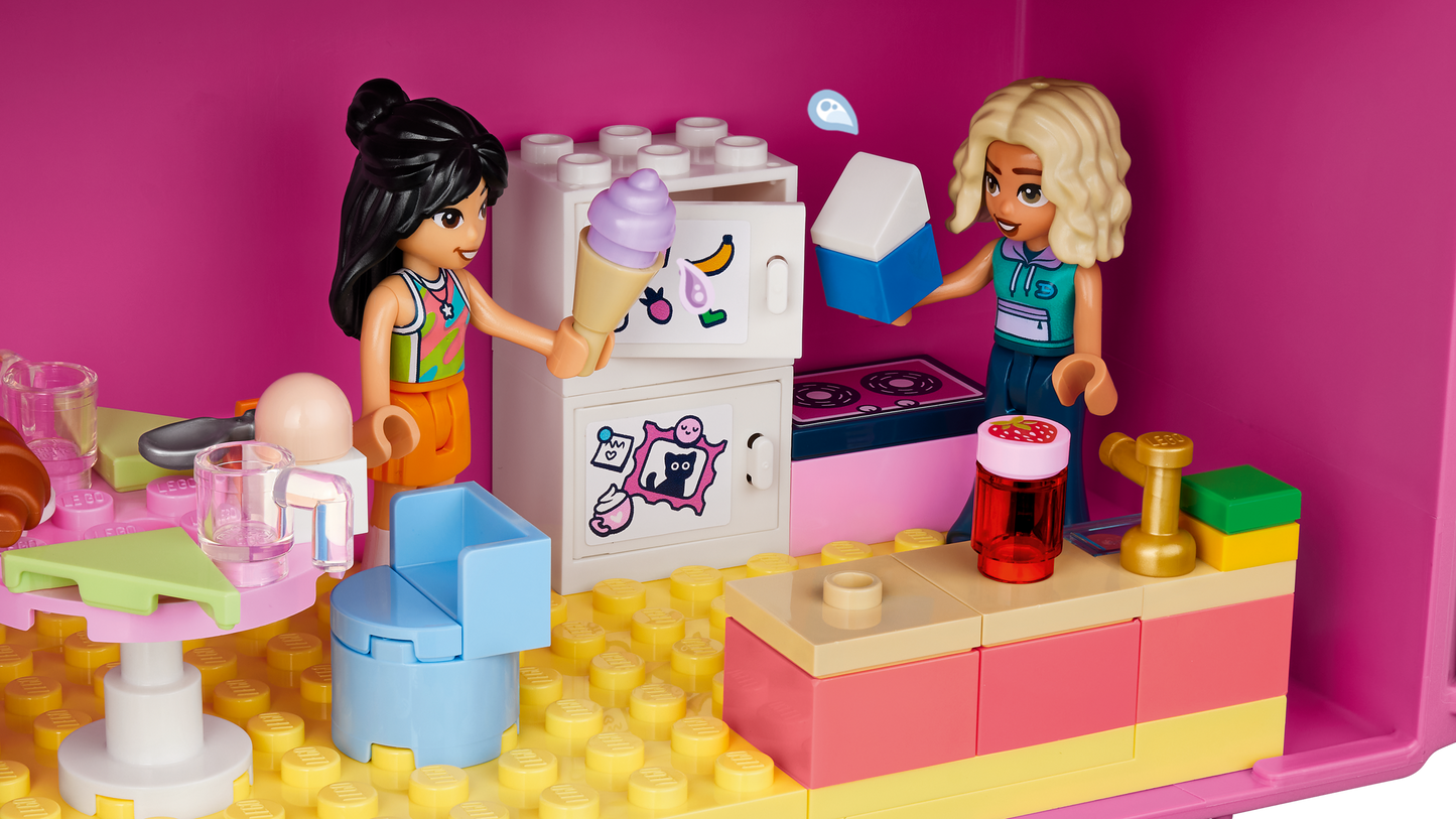 Creative Dollhouse Suitcase