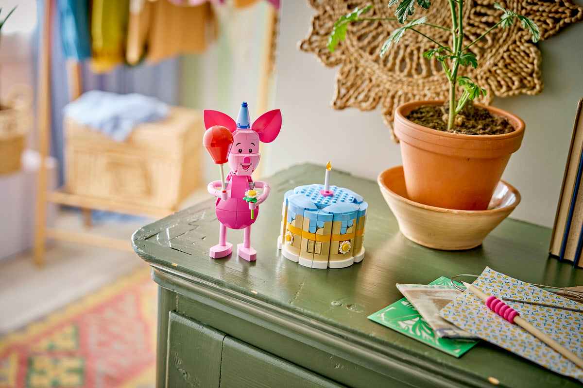 Piglet's Birthday Fun