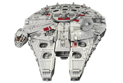 Ultimate Collector's Millennium Falcon