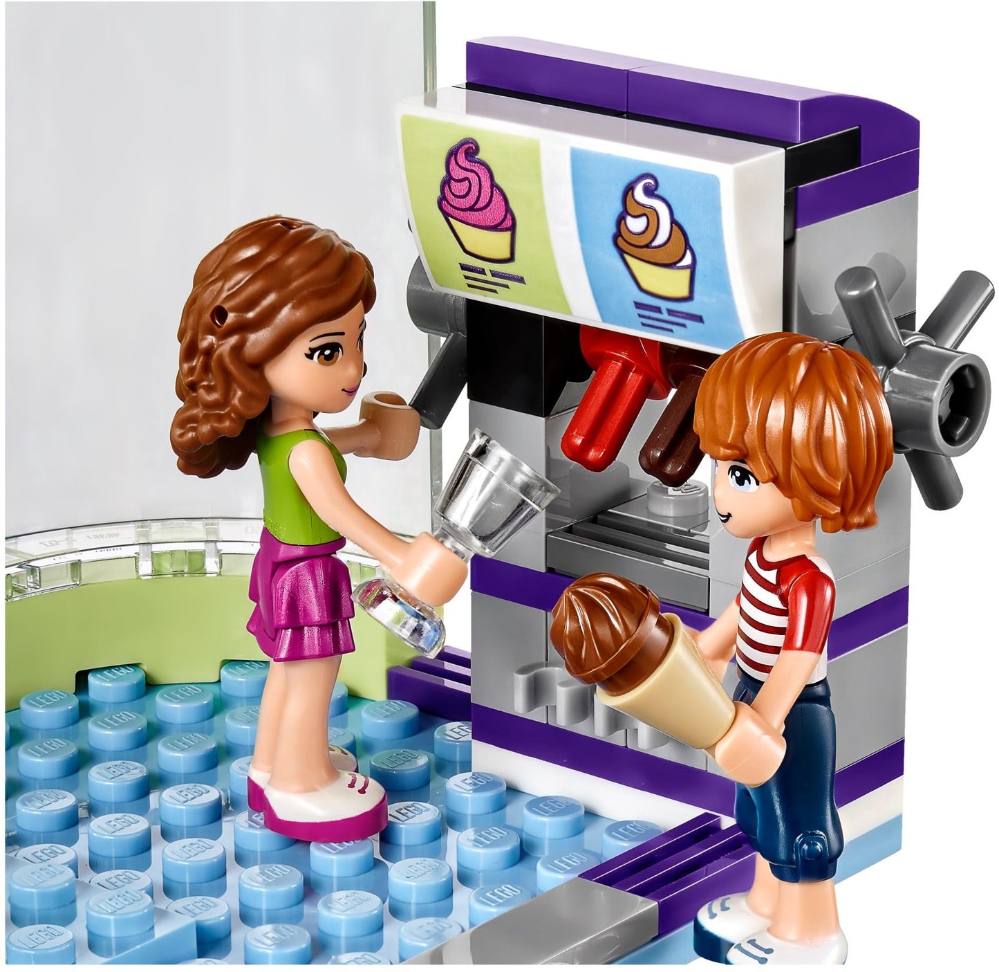 Heartlake Frozen Yogurt Shop