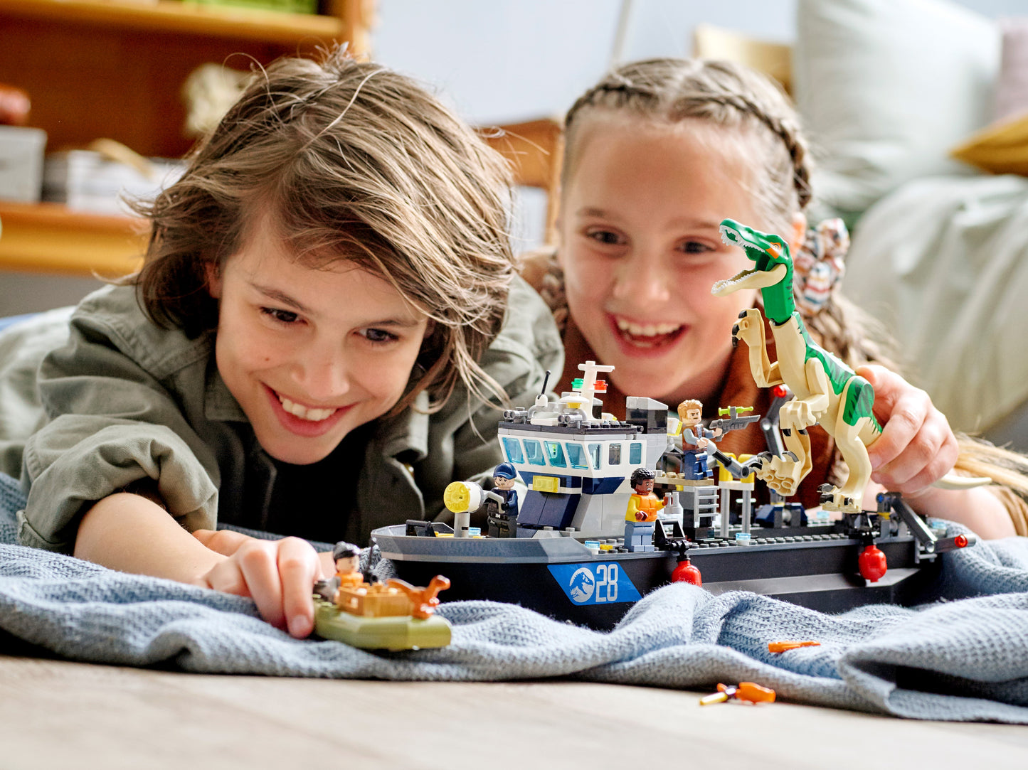 Baryonyx Dinosaur Boat Escape