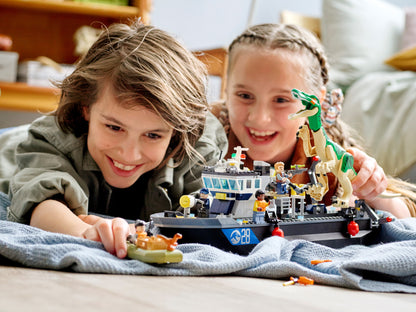 Baryonyx Dinosaur Boat Escape