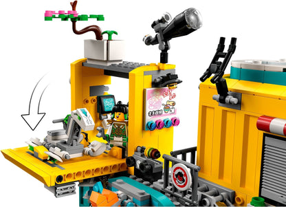 Monkie Kid's Team Van